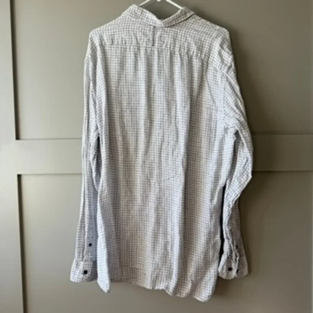 Banana Republic Button Down Shirt Men XL White Grey Windowpane Plaid Long Sleeve